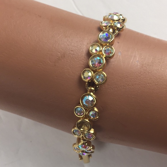 Jewelry - Golden rhinestone bracelet